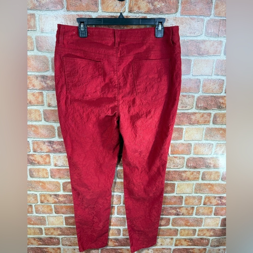 Chicos Red Women's textures Jeggings - Picture 2 of 7